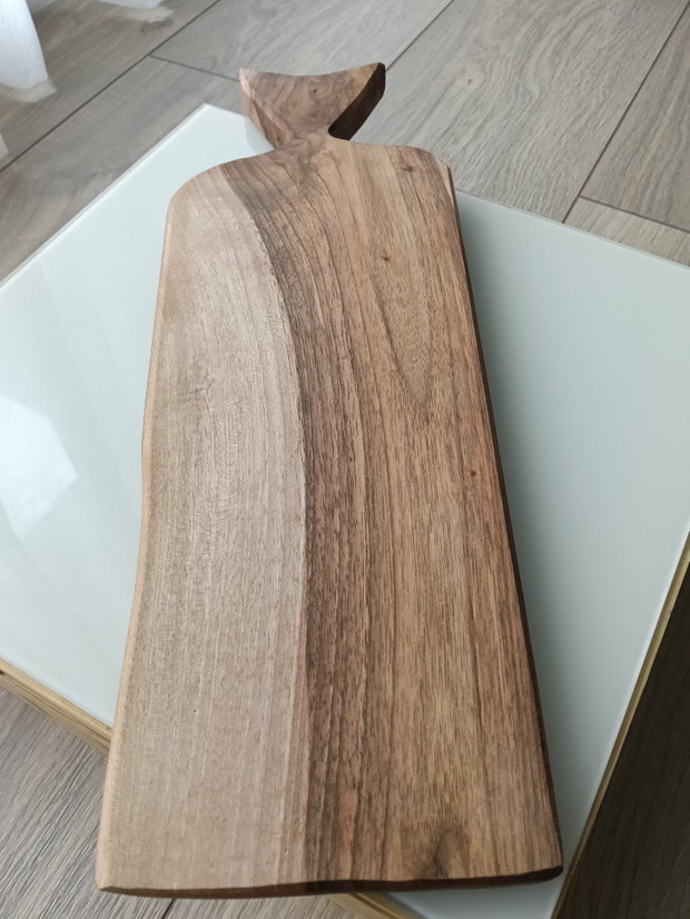 Platou servire handmade, tocator lemn nuc