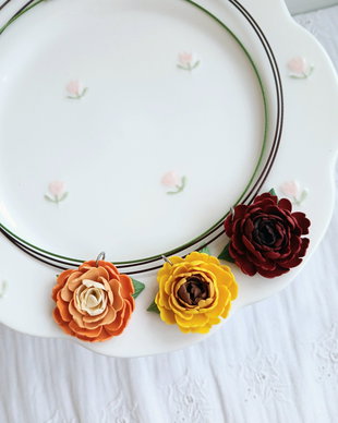 Colier Petals