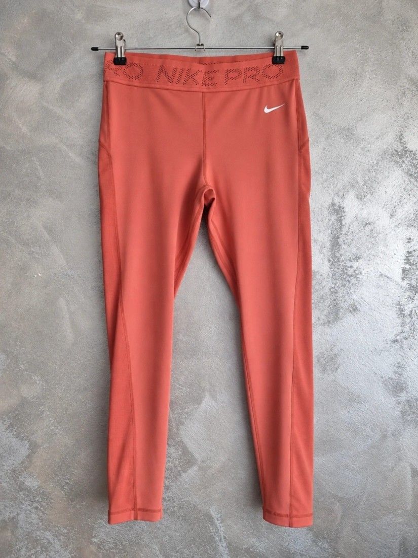 Colanti nike