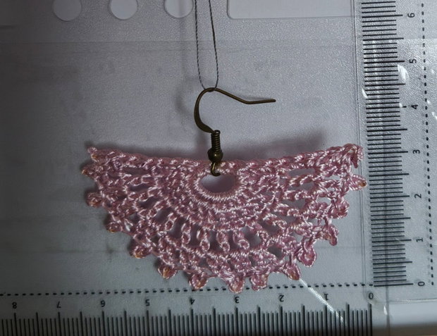 Cercei handmade croșetați roz