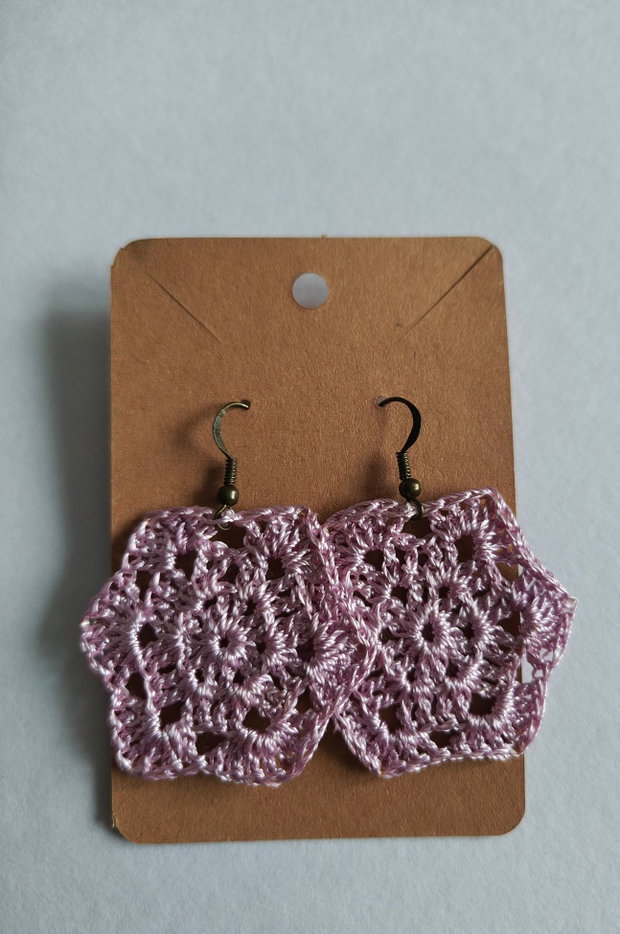 Cercei handmade croșetați roz