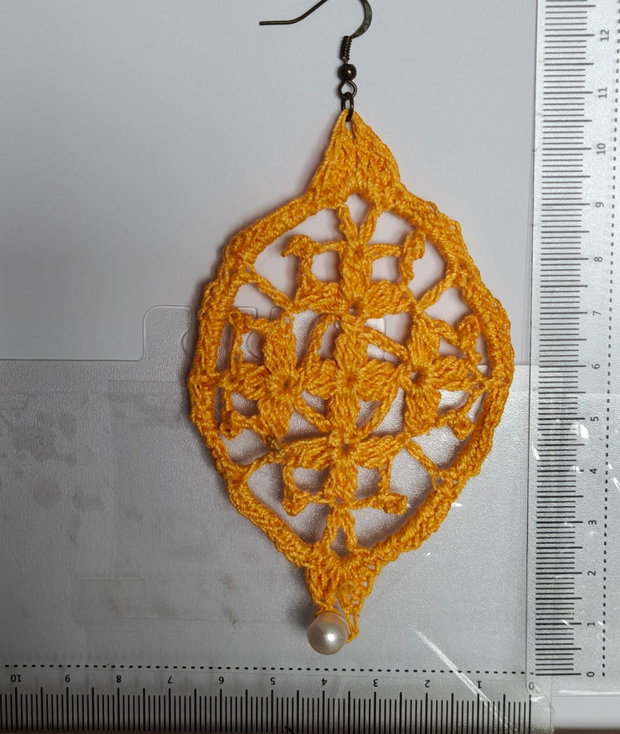 Cercei handmade croșetați galbeni