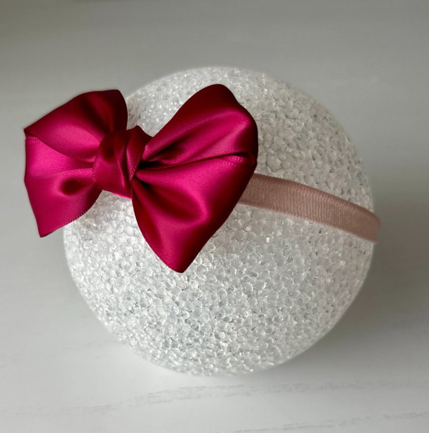Bentiță elastică handmade pentru fetite cu fundă din satin