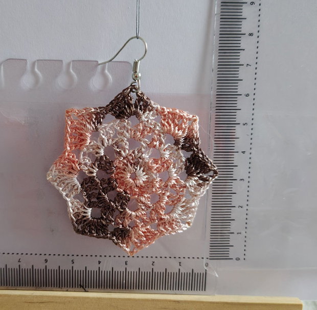 Cercei handmade croșetați - degrade roz pudrat maro și crem