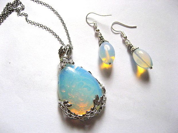 set bijuterii cu opal 52949