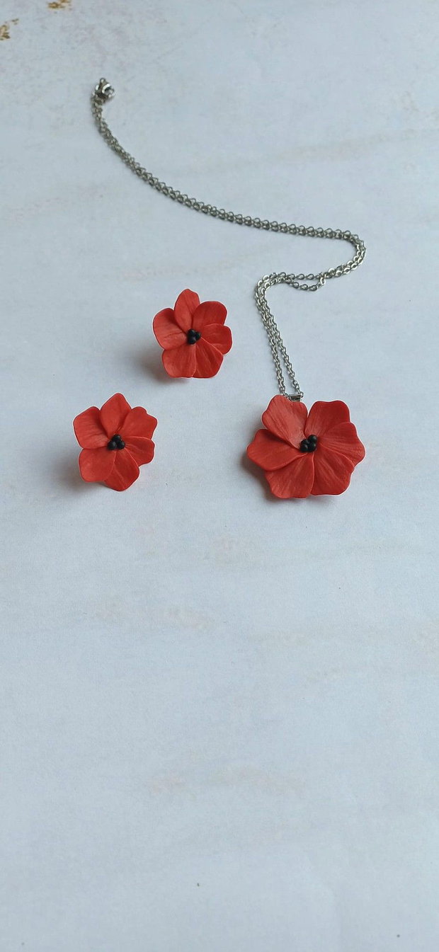 Set floral, compus din colier si cercei