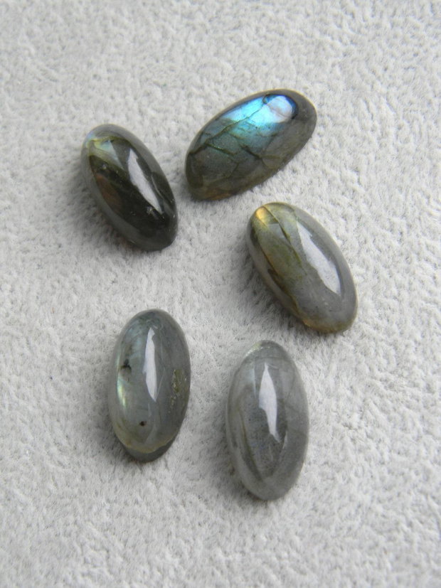 Caboson labradorit (MH 2)