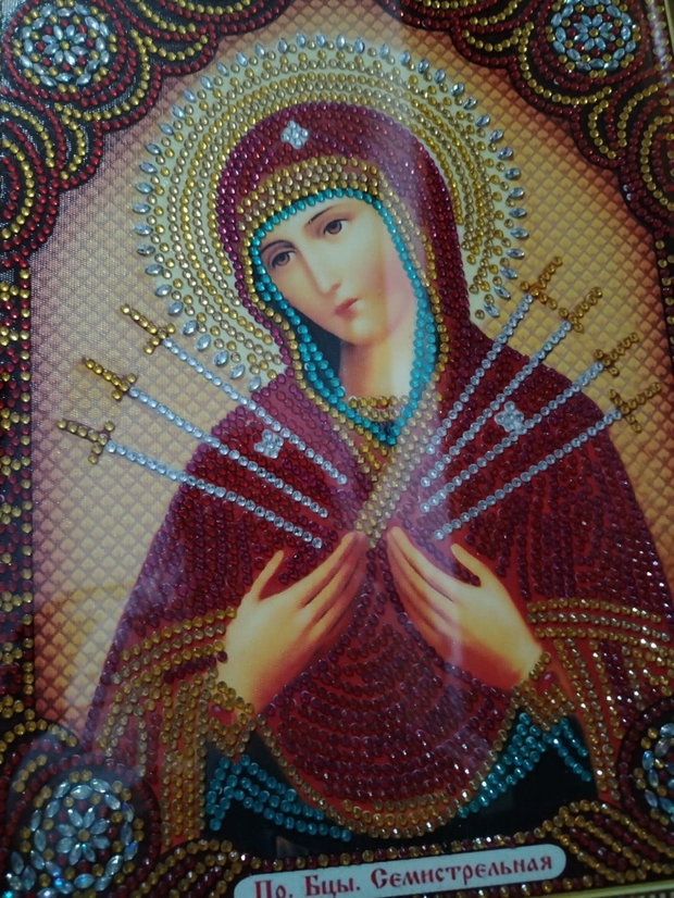 Icoană Maica Domnului celor 7 Săgeți Diamond Painting 3D, lucrată manual