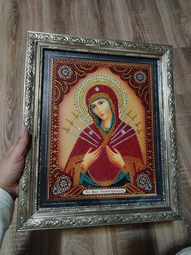 Icoană Maica Domnului celor 7 Săgeți Diamond Painting 3D, lucrată manual