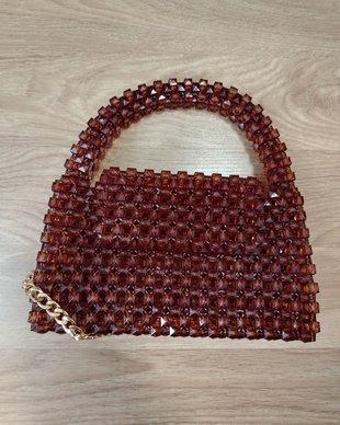 Geantă handmade cu mărgele strălucitoare  lucrată manual