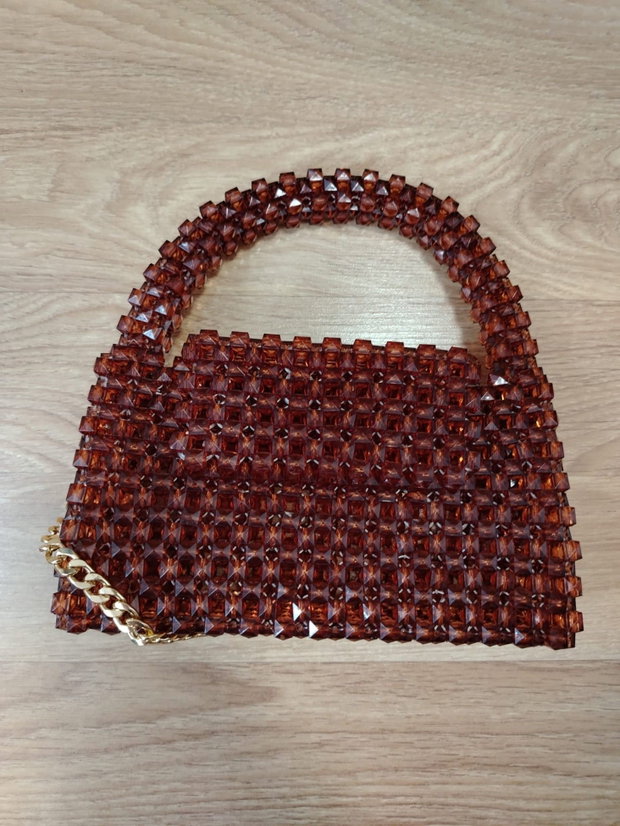 Geantă handmade cu mărgele strălucitoare  lucrată manual