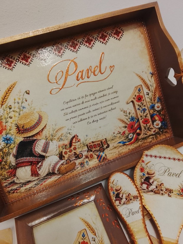 Set personalizat pentru taierea motului / tema traditionala