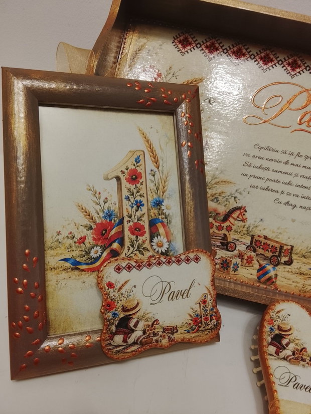 Set personalizat pentru taierea motului / tema traditionala