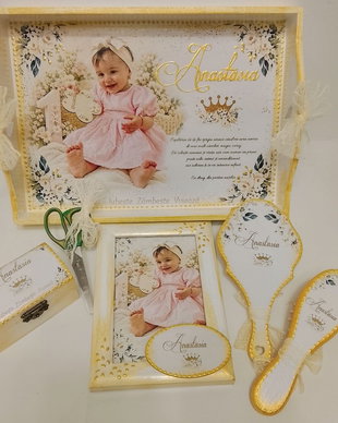 Set personalizat pentru taierea motului / tema florala verde, auriu cu poza