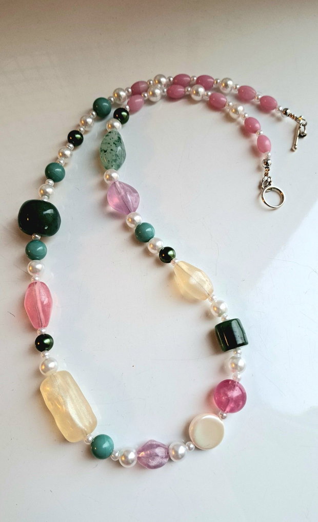 Colier handmade statement asimetric unicat margele perle Cod1479)