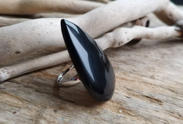 Inel statement obsidian auriu, argint rodiat