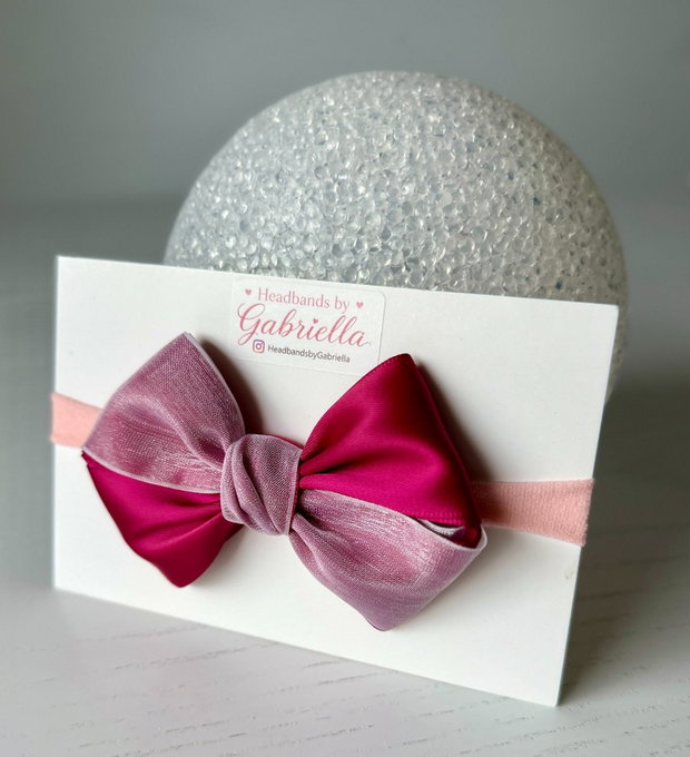 Bentiță elastică handmade pentru fetite cu fundă din satin