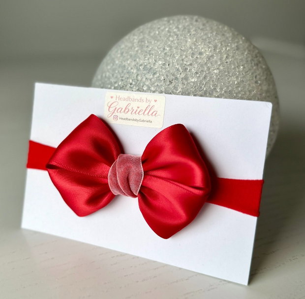 Bentiță elastică handmade pentru fetite cu fundă din satin