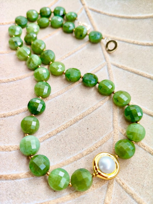 Colier jad verde canadian & perla baroc alba