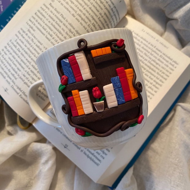 Cana personalizata handmade pentru iubitorii de carti/cititori