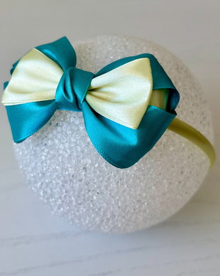 Bentiță handmade cu fundă din satin, pentru fetițe și mămici