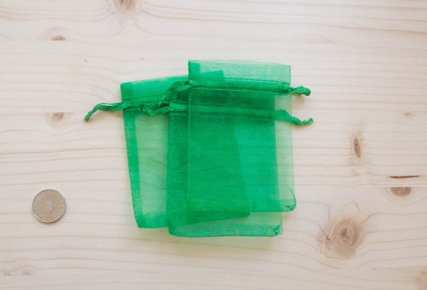 Săculeți organza verzi 7 × 9 cm